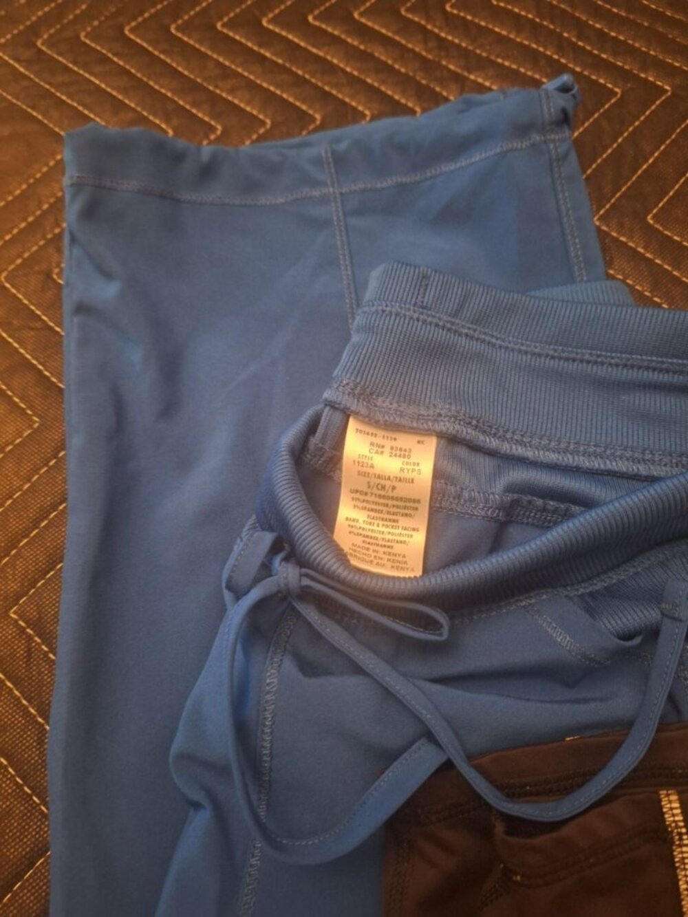 Women’s Athletic Leggings & Joggers Lot Nike & Old Navy Activewear Mixed Sizes - Picture 3 of 6